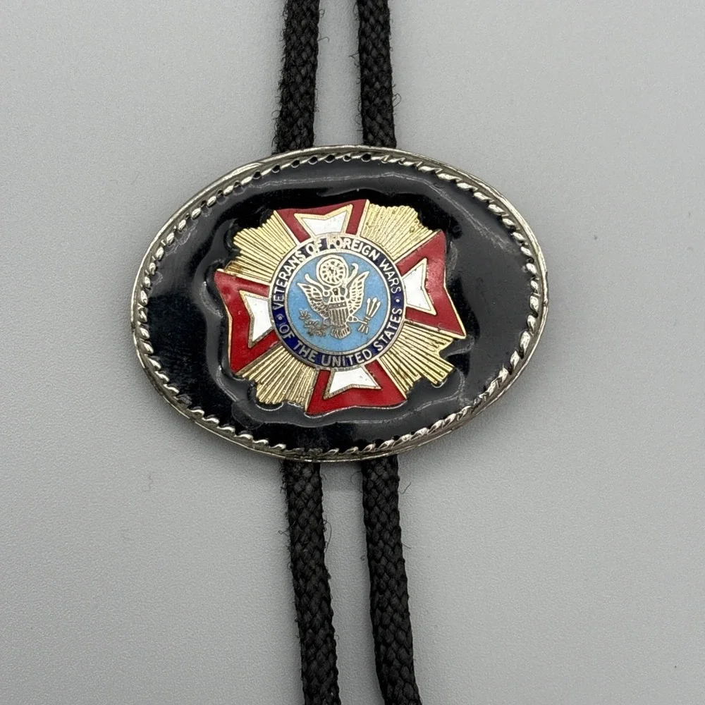 Vintage Veterans of Foreign Wars VFW Bolo Tie Metal & Enamel - Picture 2 of 6